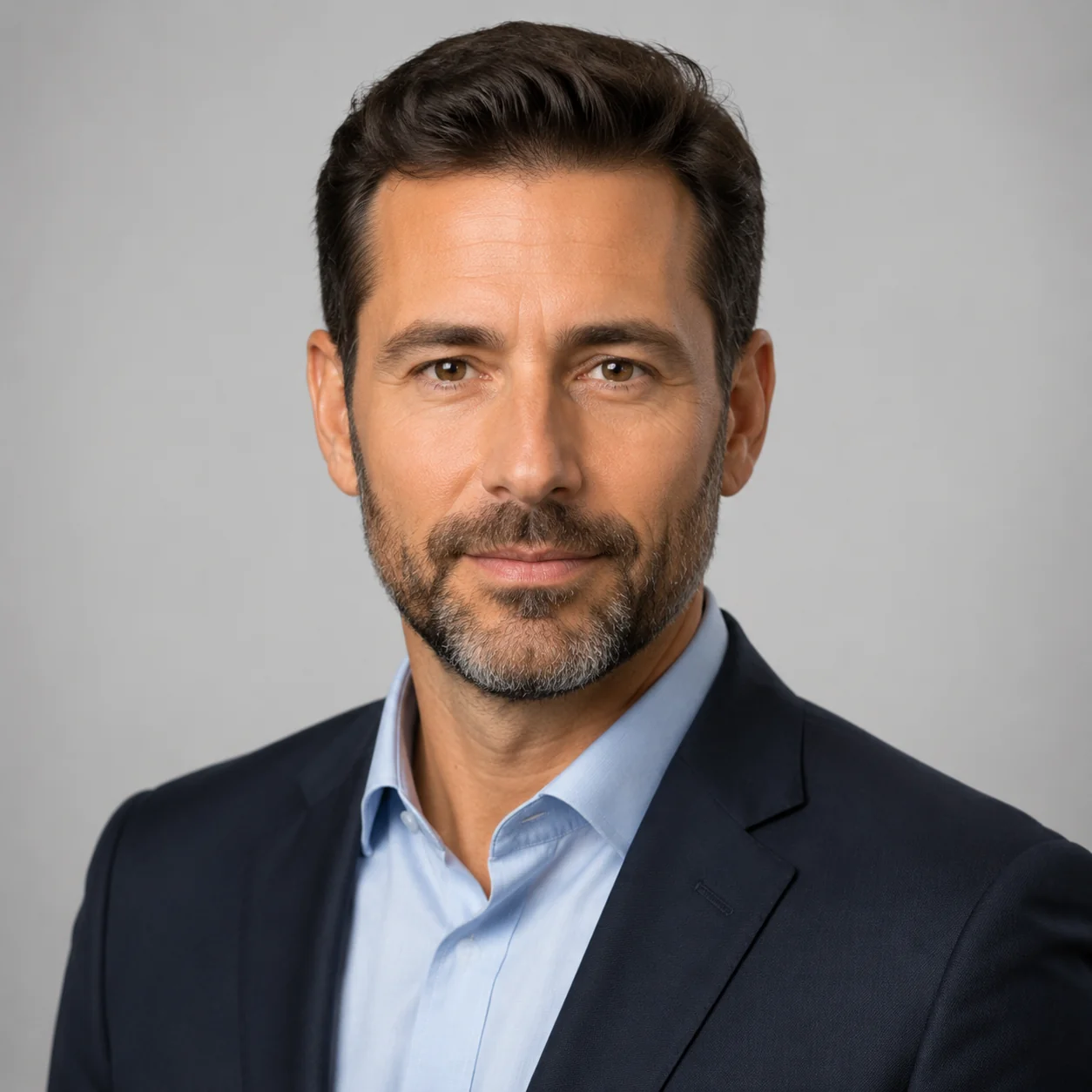 Headshot Backgrounds: White, Gray, Office, or Outdoor?